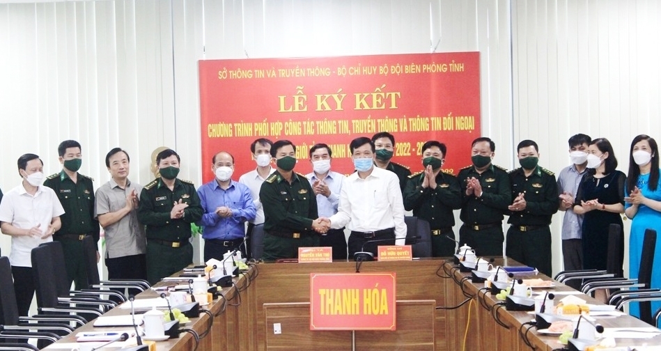 Sở TT&TT và Bộ Chỉ huy BĐBP tỉnh Thanh Hóa ký kết chương trình phối hợp công tác thông tin, truyền thông và thông tin đối ngoại tại khu vực biên giới