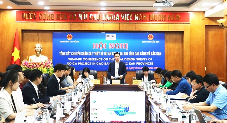 Phó Chủ tịch UBND tỉnh Cao Bằng Trịnh Trường Huy phát biểu tại Hội nghị