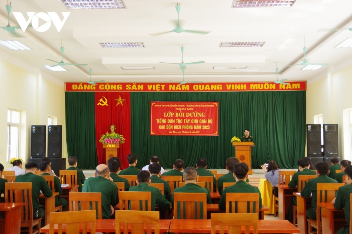 Bộ chỉ huy BĐBP tỉnh Cao Bằng khai mạc lớp bồi dưỡng tiếng dân tộc Tày cho cán bộ các đồn Biên phòng năm 2023