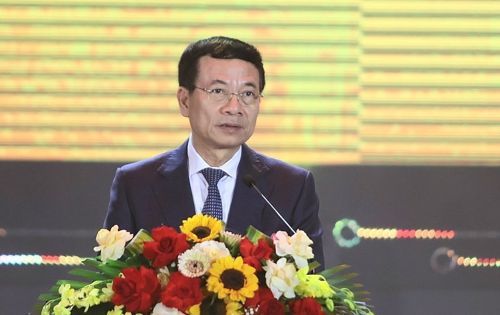 Bộ trưởng Bộ Thông tin và truyền thông Nguyễn Mạnh Hùng phát biểu khai mạc diễn đàn
