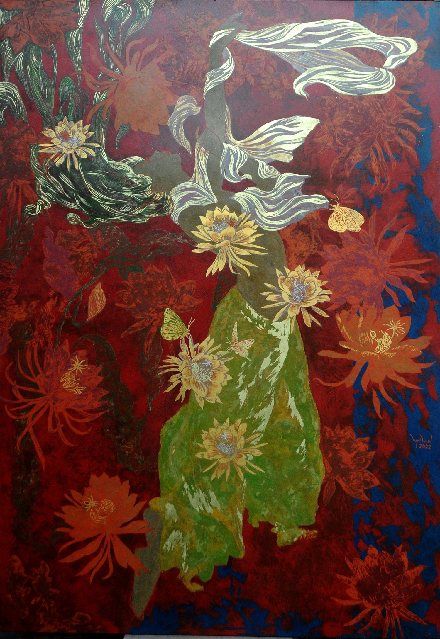 Tranh sơn mài “ Hoa nở về đêm 3”, của họa sĩ Nguyễn Văn Thuật