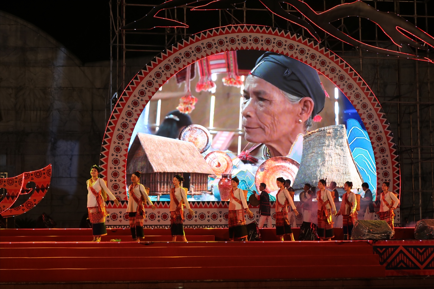 Khai mạc Liên hoan văn hoá cồng chiêng các DTTS tỉnh Bình Định lần thứ II năm 2023
