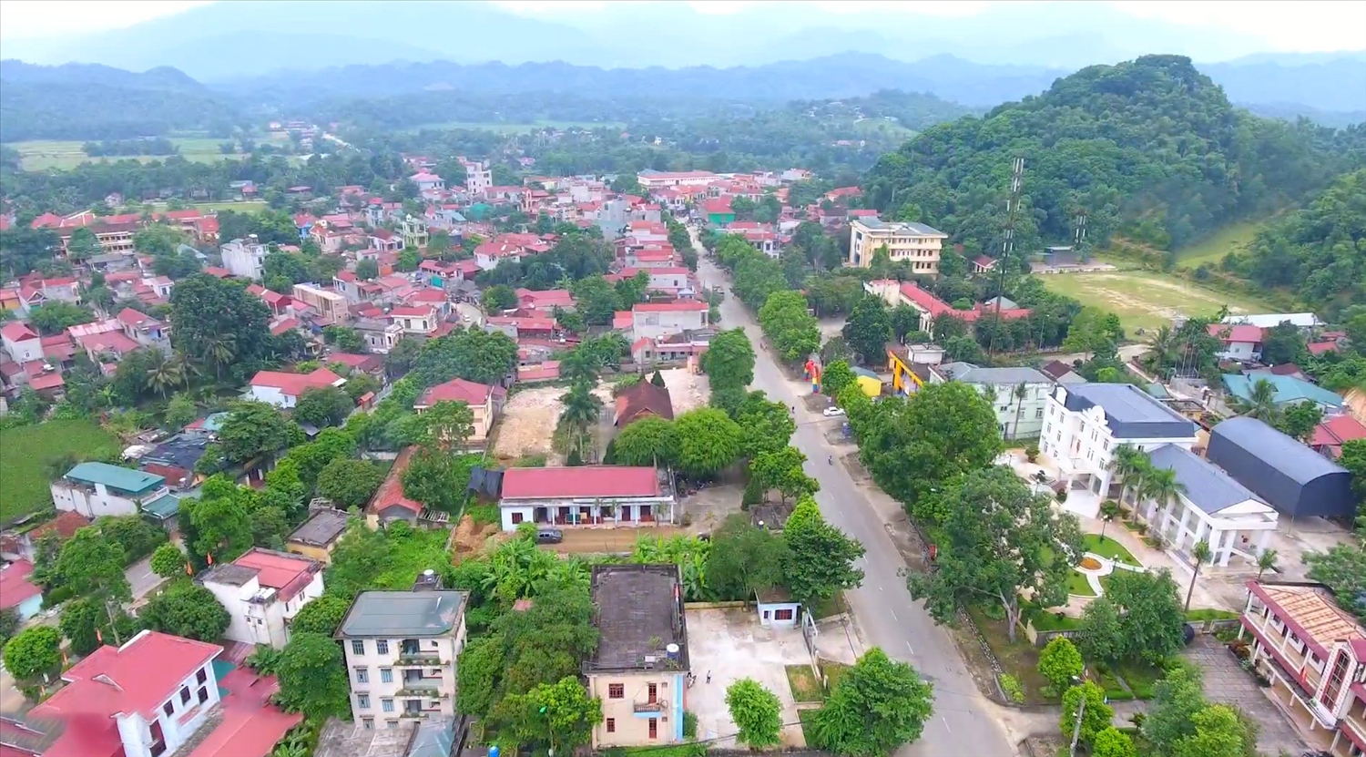 Huyện Lang Chánh phấn đấu đến hết năm 2025, thu nhập bình quân đầu người/năm đạt 45 triệu đồng. 