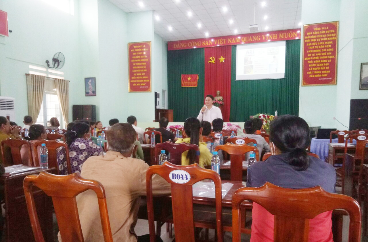 Lớp tập huấn kiến thức về bình đẳng giới cho đồng bào dân tộc thiểu số tại xã Thanh Tuyền và Thanh An. 