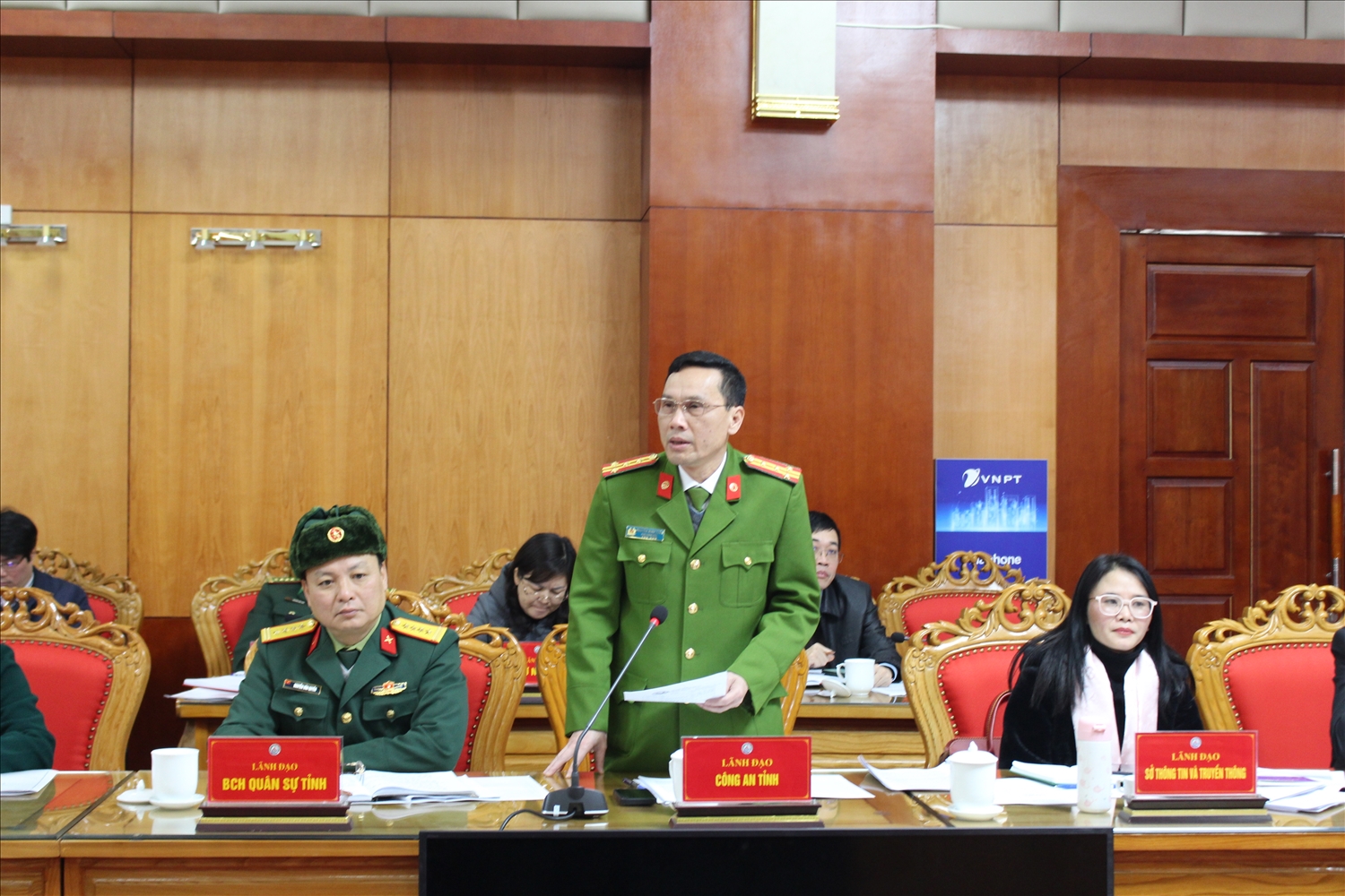 Lãnh đạo Công an tỉnh Lạng Sơn trả lời các câu hỏi của phóng viên tại buổi họp báo
