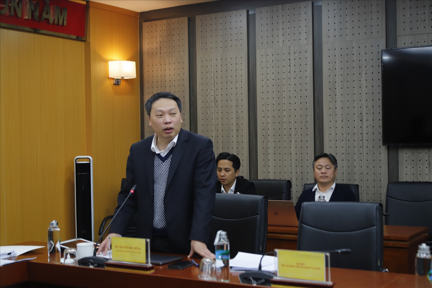 Thứ trưởng Bộ Thông tin và Truyền thông Nguyễn Huy Dũng phát biểu tại Hội thảo