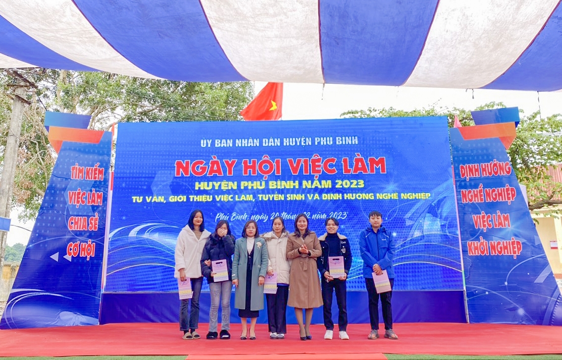 Chương trình Ngày hội có ý nghĩa lớn đối với huyện Phú Bình, giúp người lao động có cơ hội tiếp cận việc làm