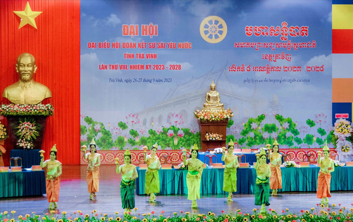 Đồng bào các dân tộc tỉnh Trà Vinh luôn chú trọng giữ gìn bản sắc văn hoá dân tộc 
