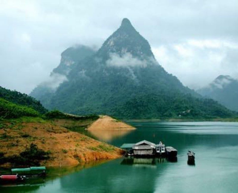 (BCĐ - Thông tin đối ngoại) Hồ Tuyền Lâm (Lâm Đồng) được UNESCO vinh danh khu du lịch tiêu biểu châu Á - Thái Bình Dương. 3