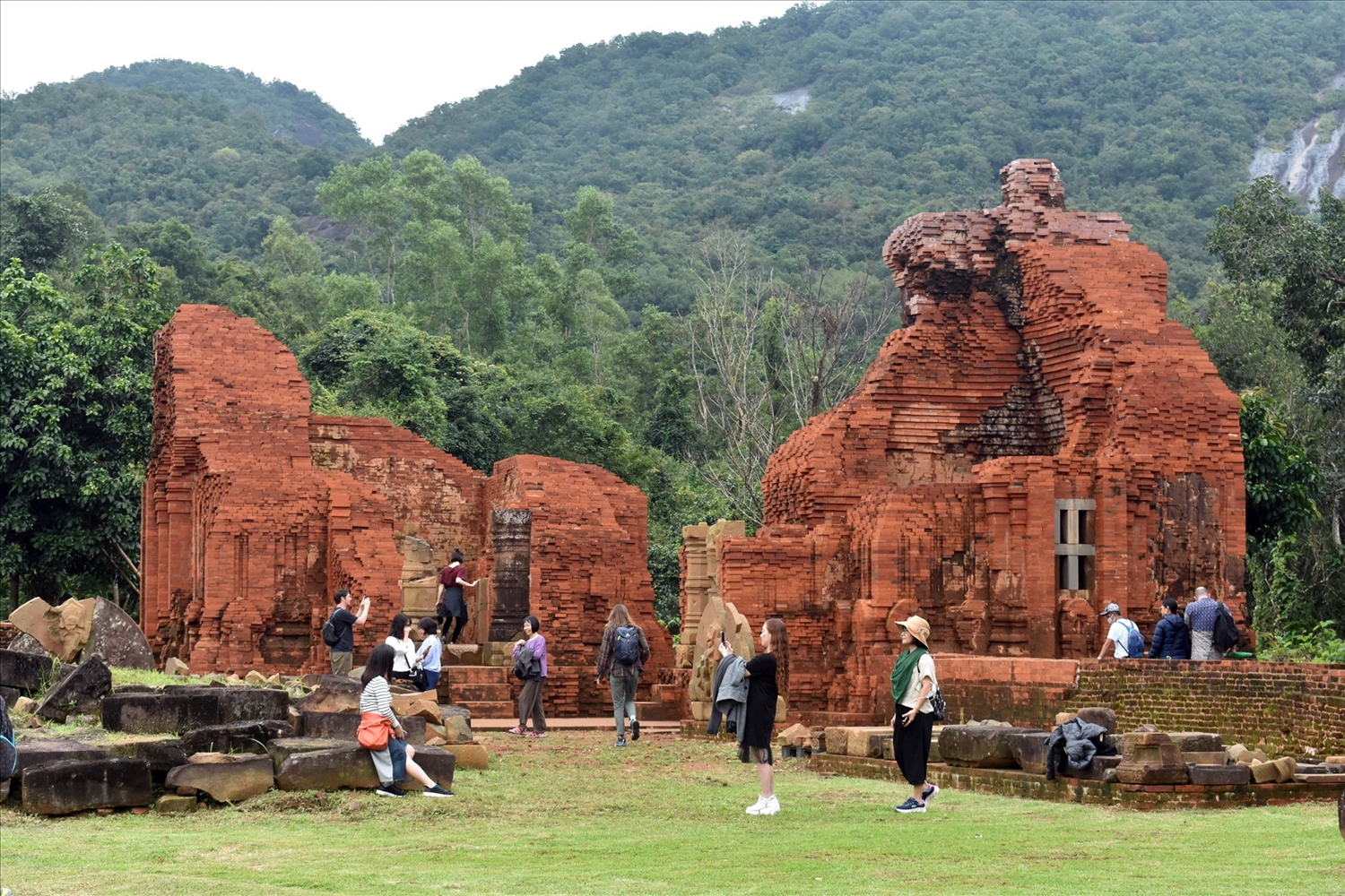 Một góc di tích quốc gia đặc biệt Phật viện Đồng Dương