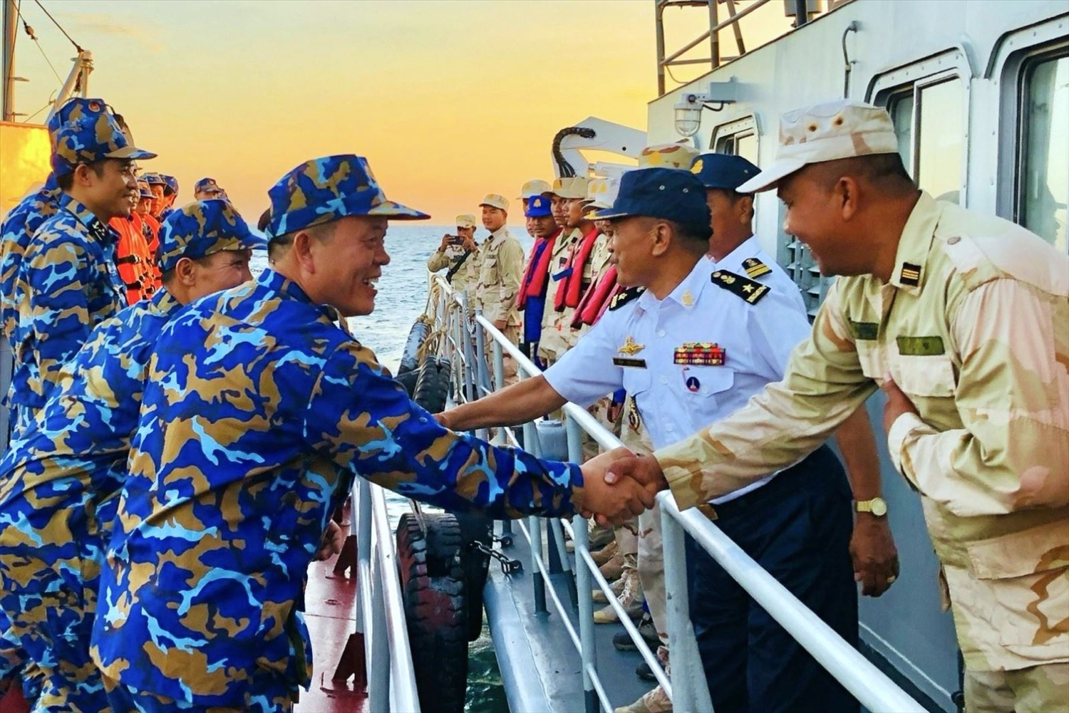 Cài đăng lùi ngày 21/12. (BCĐ- CĐ Thông tin Đối ngoại): Hải quân Việt Nam và Campuchia tuần tra chung lần thứ 73