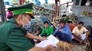 (BCĐ- Thông tin đối ngoại) Đồn Biên phòng Tây Yên: Nỗ lực tuyên truyền, hỗ trợ ngư dân bám biển an toàn 2