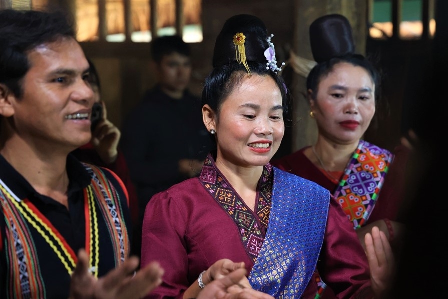 (Bài ảnh) Lễ vào nhà mới - một nghi thức quan trọng của dân tộc Lào 9