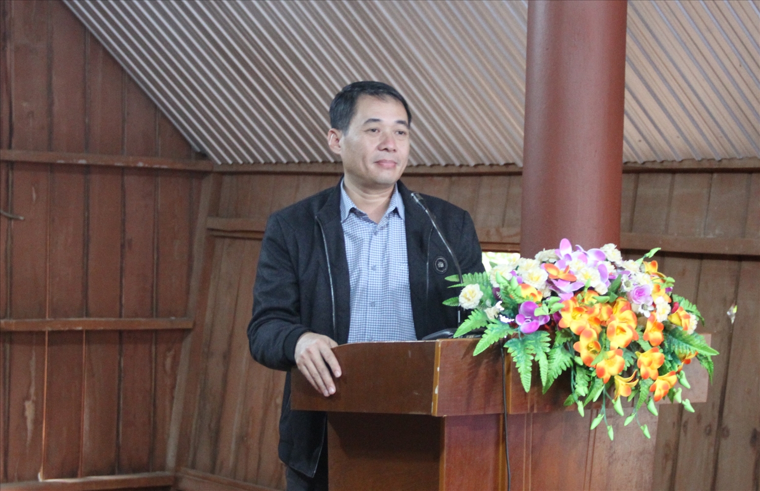 Ông Lại Đức Đại, Phó Giám đốc Sở Văn hóa, Thể thao và Du lịch tỉnh Đắk Lắk phát biểu tại buổi lễ