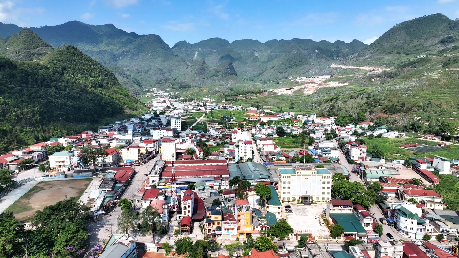 Trung tâm thị trấn Mèo Vạc, huyện Mèo Vạc, tỉnh Hà Giang ngày càng khởi sắc.