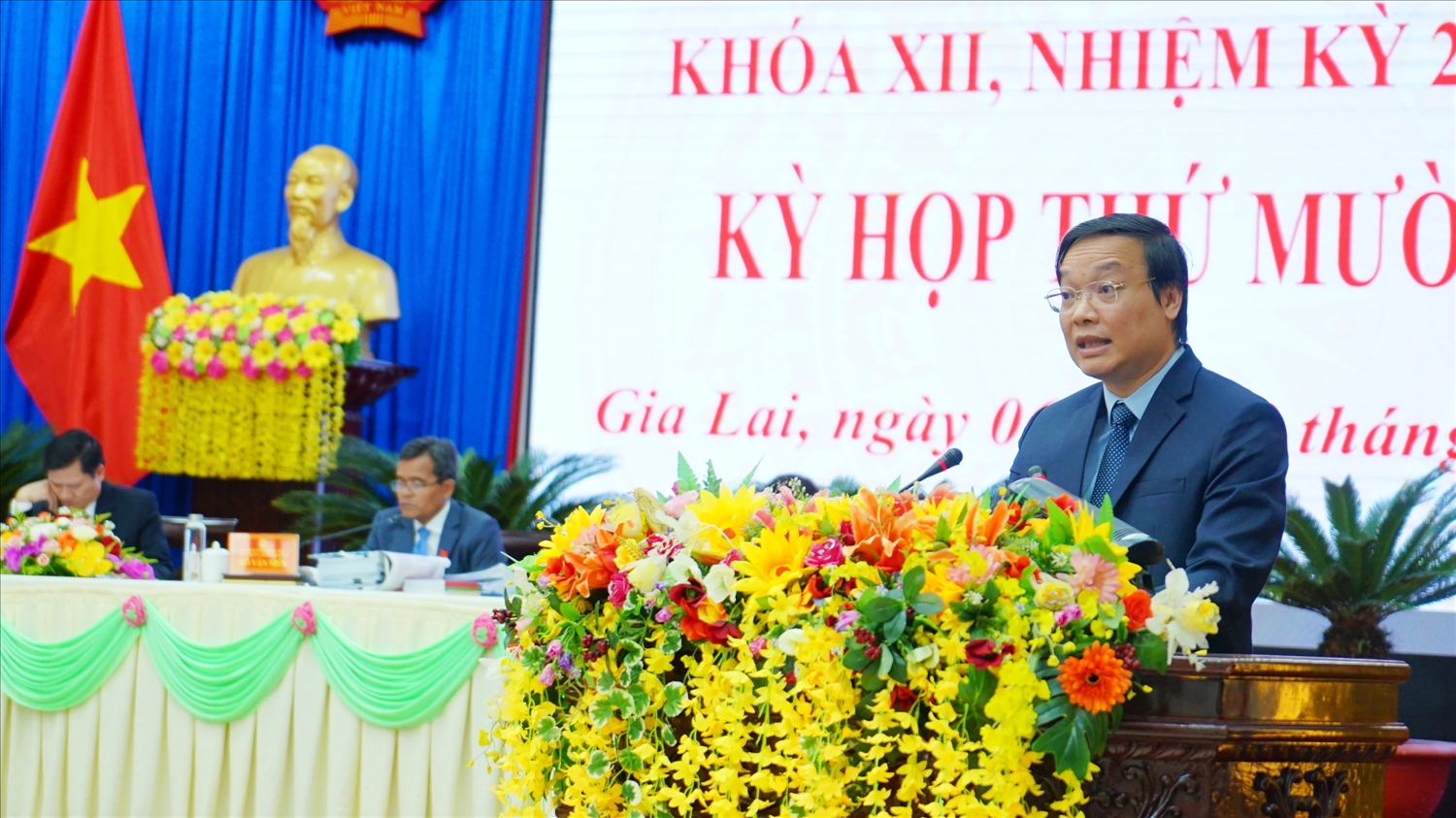 Chủ tịch UBND tỉnh Gia Lai Trương Hải Long phát biểu tại kỳ họp