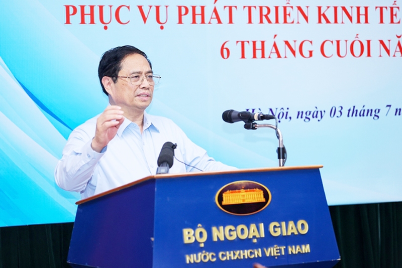 Thủ tướng Phạm Minh Chính: Ngoại giao kinh tế cần tranh thủ mọi cơ hội để thúc đẩy các động lực tăng trưởng. (Ảnh: VGP/Nhật Bắc)