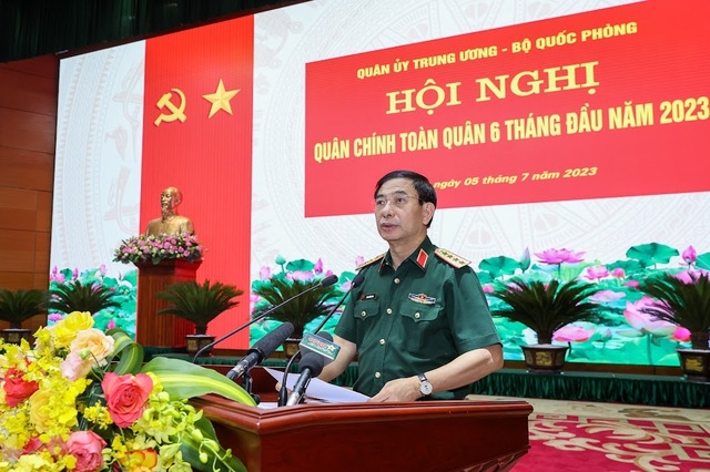 Đại tướng Phan Văn Giang, Bộ trưởng Bộ Quốc phòng phát biểu tại Hội nghị - Ảnh: VGP/Nhật Bắc