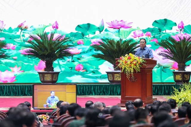 Thủ tướng Phạm Minh Chính: Quân đội đã thực hiện tốt chức năng đội quân chiến đấu, đội quân công tác, đội quân lao động sản xuất, hoàn thành toàn diện mọi nhiệm vụ được giao - Ảnh: VGP/Nhật Bắc