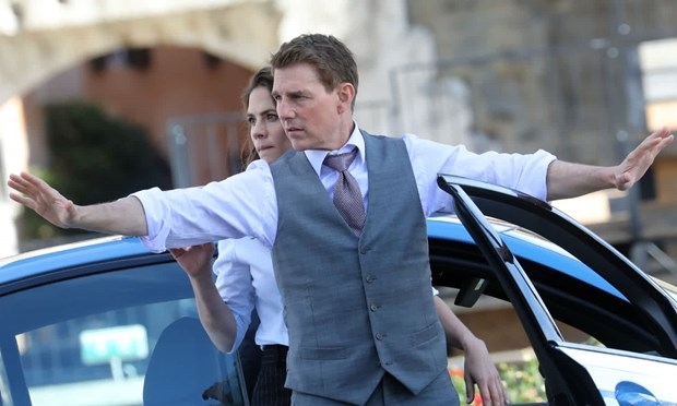 Tom Cruise và ''bóng hồng'' Anh Quốc mới - Hayley Atwell. (Ảnh: Paramount Pictures)