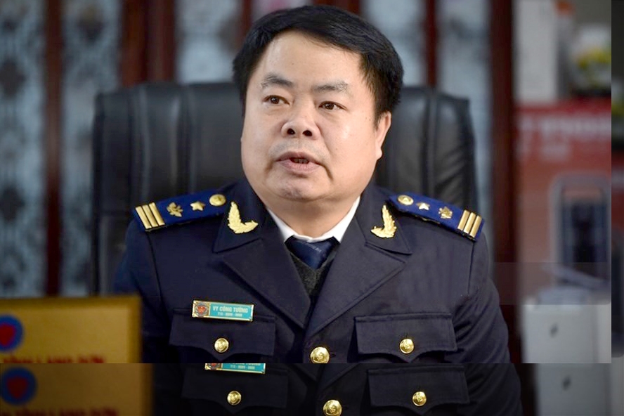 Ông Vy Công Tường, Phó Cục trưởng Cục Hải quan tỉnh Lạng Sơn 