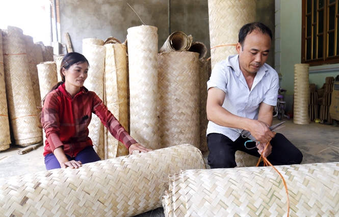 Từ Nhóm sở thích đan cót xã Trung Hòa (huyện Chiêm Hóa) mà nghề truyền thống được giữ gìn, phát triển.