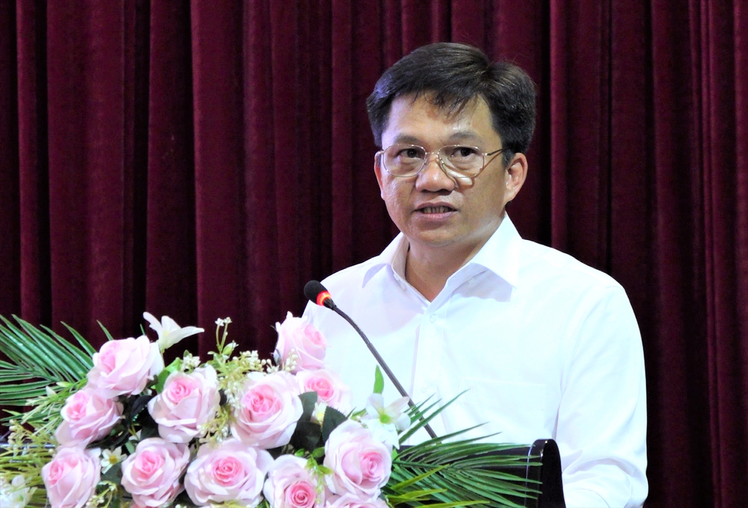 Ông Lê Minh Lịnh, Phó Giám đốc Trung tâm Khuyến nông Quốc gia, phát biểu tại Diễn đàn