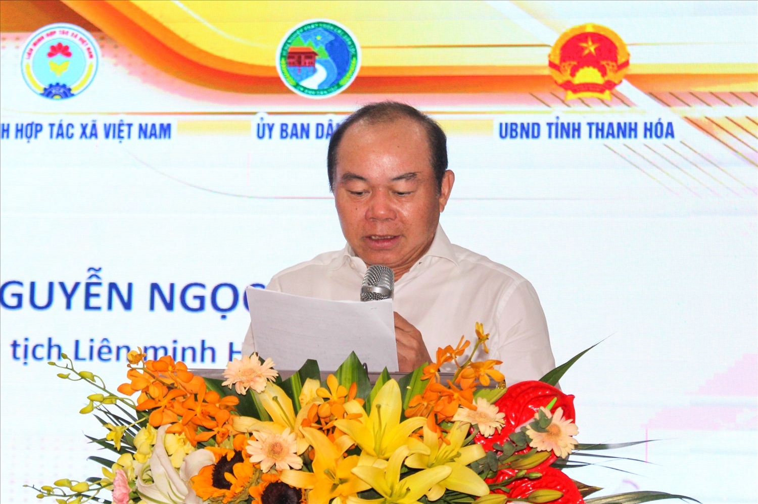 Ông Nguyễn Ngọc Bảo - Bí thư Đảng đoàn, Chủ tịch Liên minh HTX Việt Nam, phát biểu khai mạc Diễn đàn