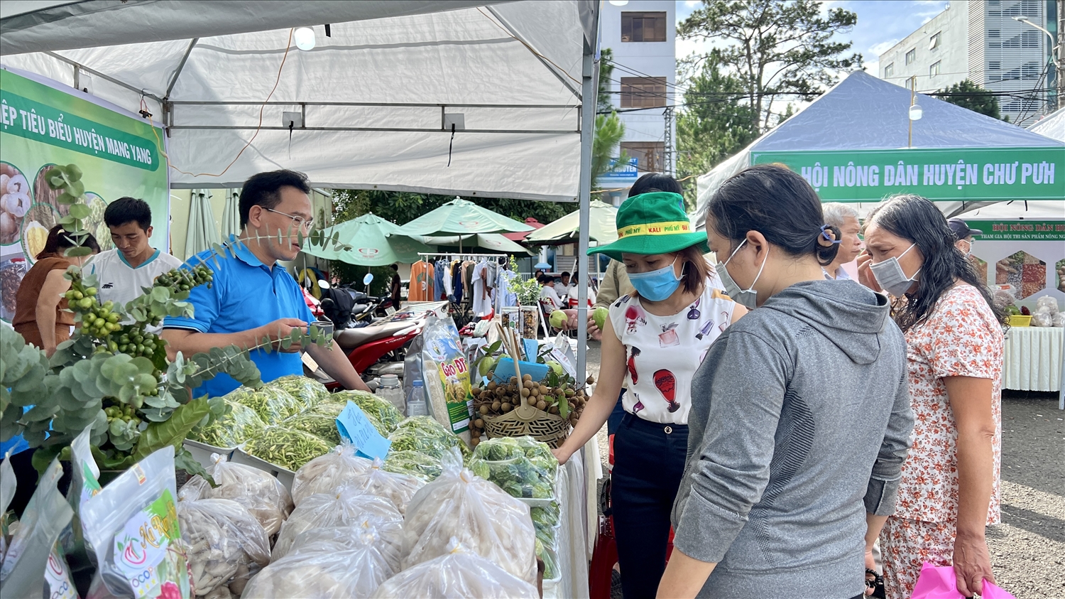 (Tin PV) Gia Lai tổ chức phiên chợ nông sản năm 2023 2