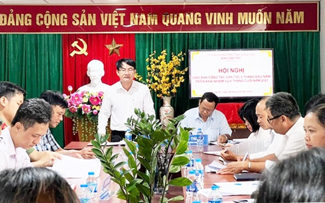 Ông Nguyễn Văn Khang - Trưởng Ban Dân tộc tỉnh Đồng Nai chủ trì Hội nghị
