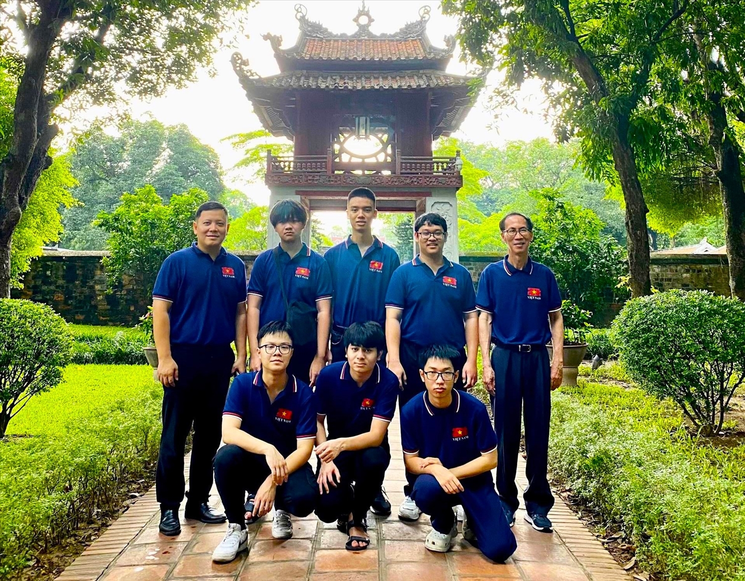 Đội tuyển Việt Nam tham dự Olympic Toán học quốc tế 2023. Ảnh: Bộ GDĐT
