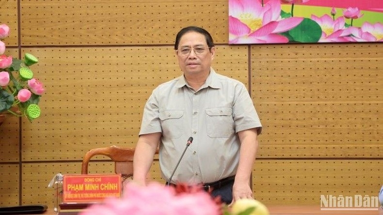 Thủ tướng Phạm Minh Chính phát biểu ý kiến chỉ đạo tại buổi làm việc với Ban Thường vụ Tỉnh ủy Đồng Tháp