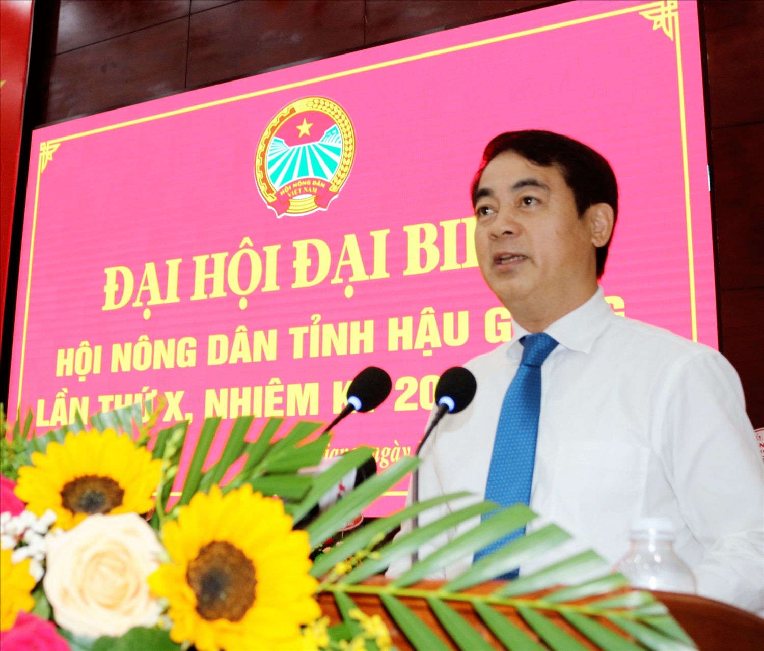 Ông Nghiêm Xuân Thành - Ủy viên BCH Trung ương Đảng, Bí thư Tỉnh ủy Hậu Giang phát biểu tại Đại hội