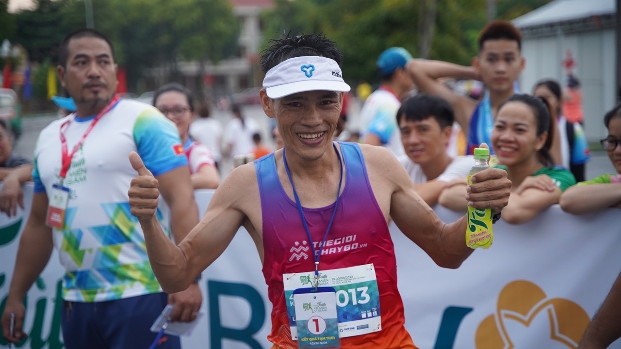 Đồng hành cùng Nông thôn Việt Marathon - Nghệ An 2023: Cùng Faith về miền Ví Giặm, Faith “tiếp sức” để các vận động viên tự tin chinh phục kỷ lục mới.