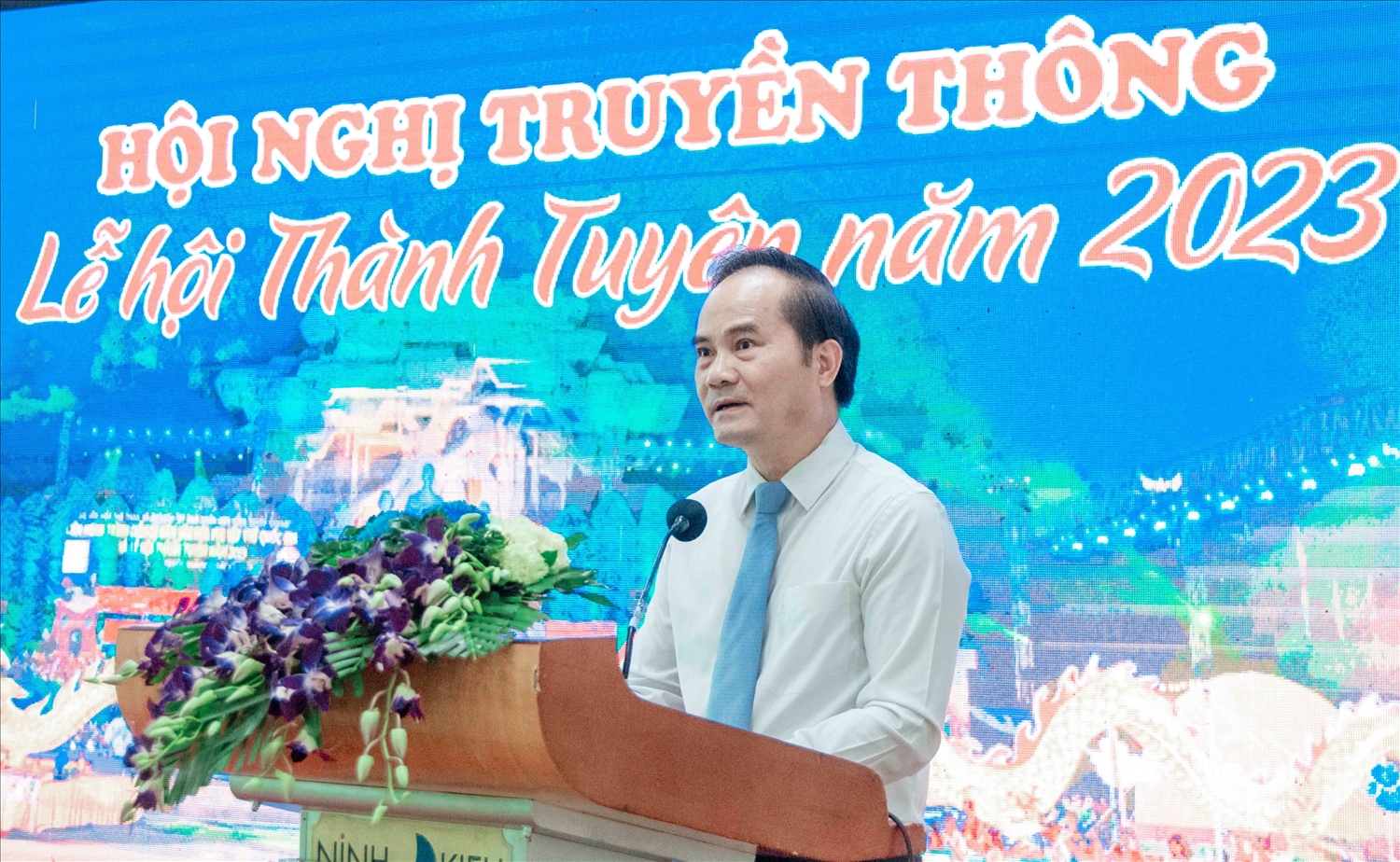 Phó Chủ tịch UBND tỉnh Tuyên Quang Hoàng Việt Phương phát biểu khai mạc hội nghị.