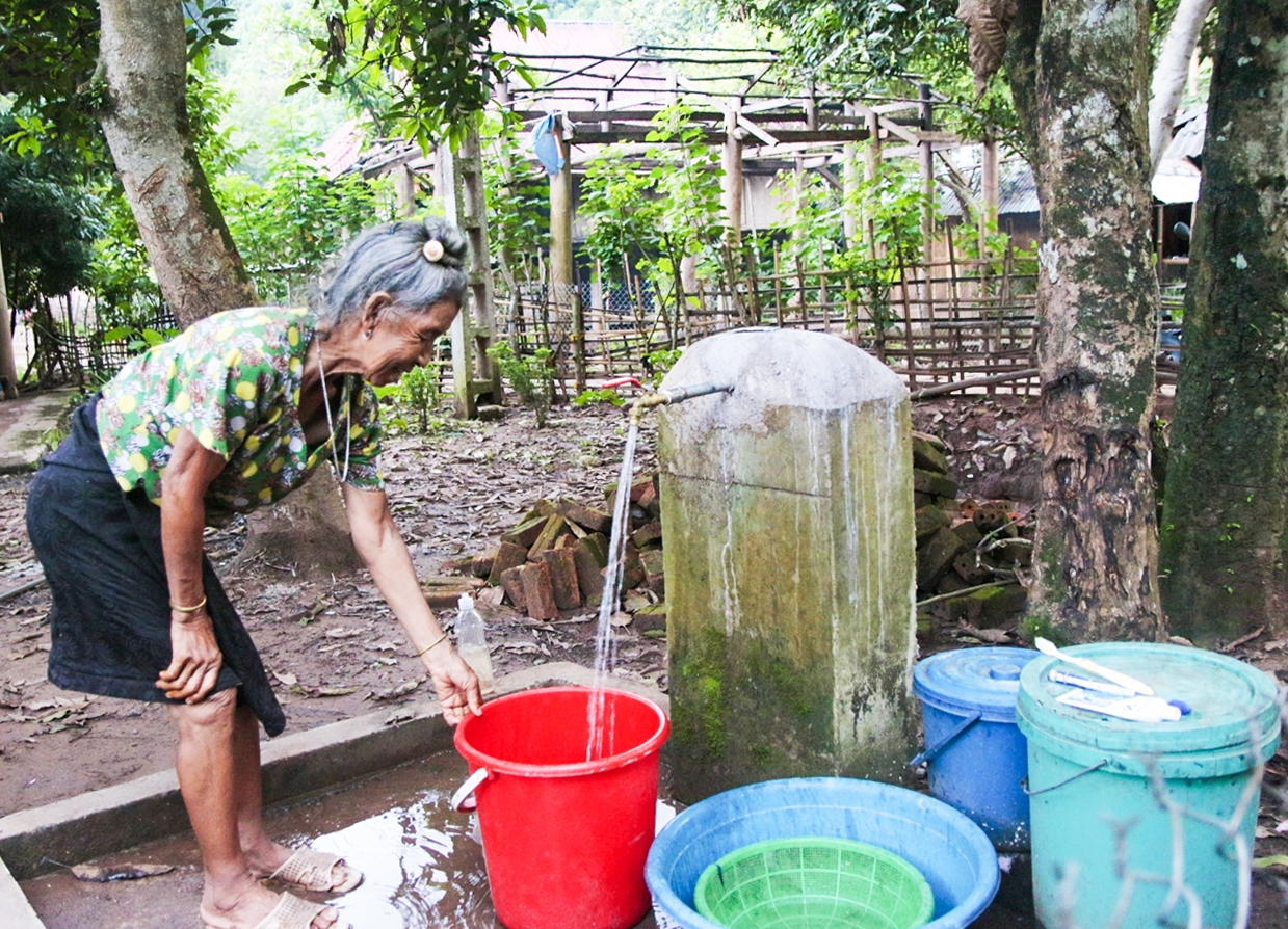 Công trình nước sạch được đầu tư đồng bộ tới từng hộ dân ở bản Lả Chà, Pa Tần (Nậm Pồ, Điện Biên)