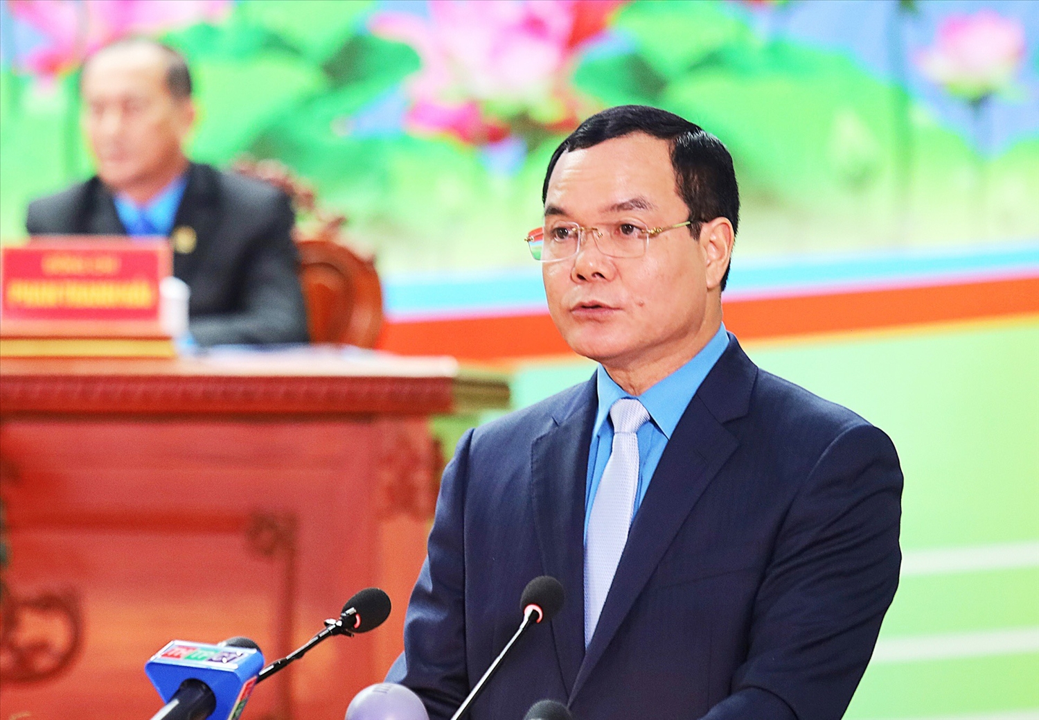 Ông Nguyễn Đình Khang, Chủ tịch Tổng LĐLĐ Việt Nam phát biểu tại Đại hội 
