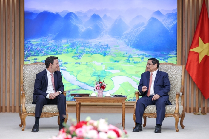 Thủ tướng Phạm Minh Chính đánh giá cao sự đóng góp thiết thực và hiệu quả của Tập đoàn Abbott đối với sự phát triển kinh tế của Việt Nam và quan hệ Việt Nam - Hoa Kỳ. (Ảnh: VGP/Nhật Bắc)