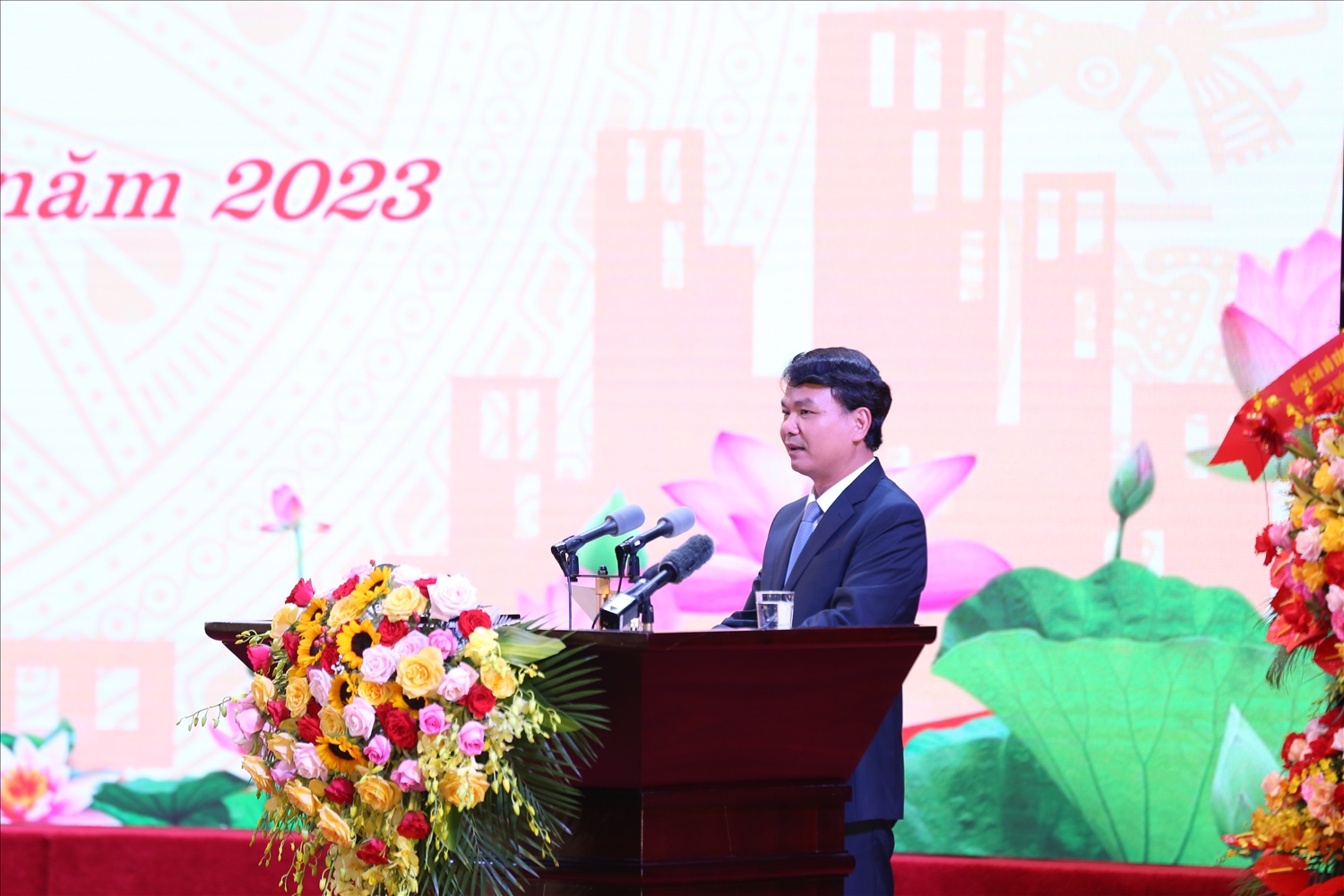 Ông Đặng Xuân Phong, Bí thư tỉnh ủy Lào Cai đọc diễn văn tại Lễ kỷ niệm