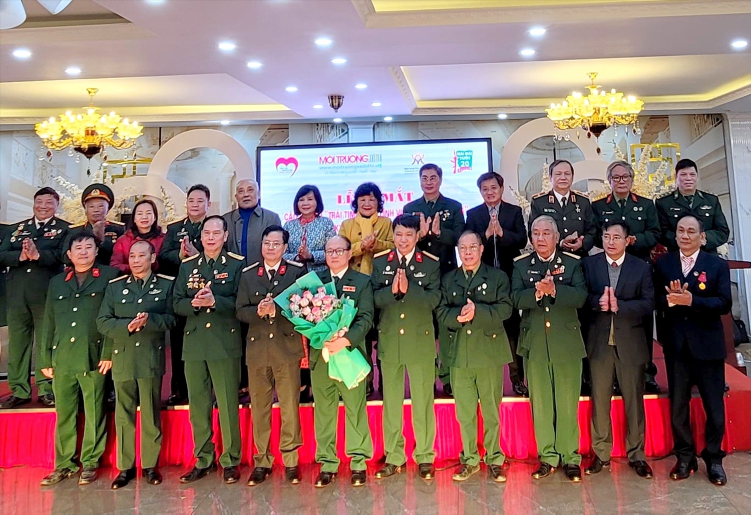 Các đại biểu dự Lễ ra mắt CLB Trái tim người lính Vị Xuyên - Hà Giang. (Ảnh: Đặng Hưng)
