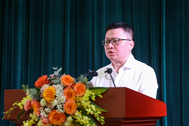 Chủ tịch Hội Nhà báo Việt Nam Lê Quốc Minh báo cáo kết quả và nhiệm vụ trọng tâm của Hội Nhà báo - Ảnh: VGP/Nhật Bắc