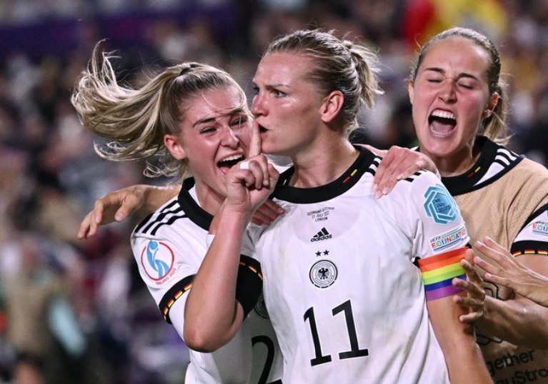 Việt Nam sẽ đá giao hữu với đội tuyển số 2 thế giới hiện nay là tuyển nữ Đức. Ảnh: Reuters