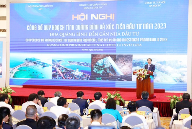 Phó Thủ tướng Lê Minh Khái: Phát triển Quảng Bình trở thành một trung tâm du lịch lớn của khu vực Đông Nam Á. (Ảnh VGP)