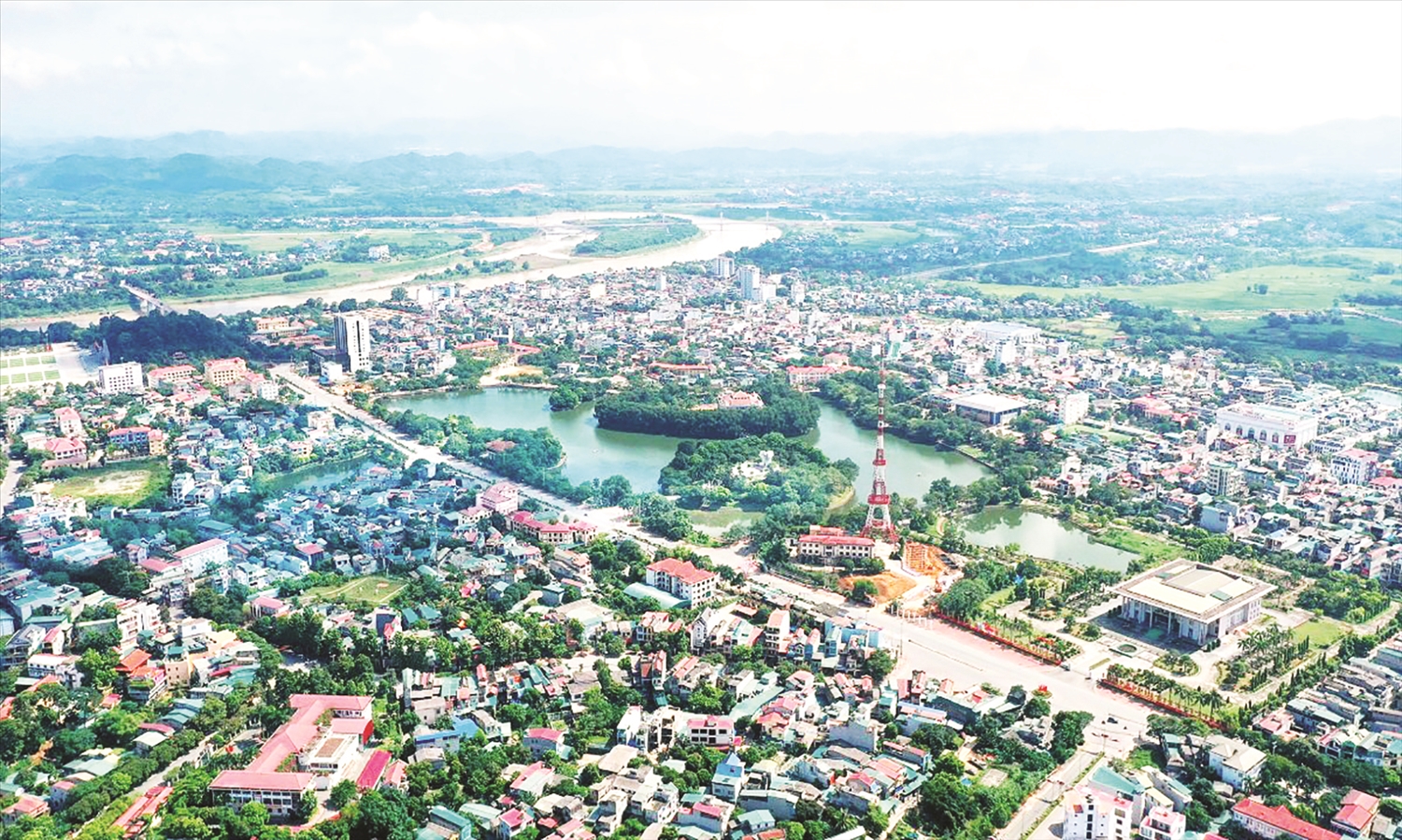 Phát huy tiềm năng, lợi thế tỉnh Tuyên Quang đang vươn lên đạt được nhiều thành tựu quan trọng phát triển kinh tế - xã hội