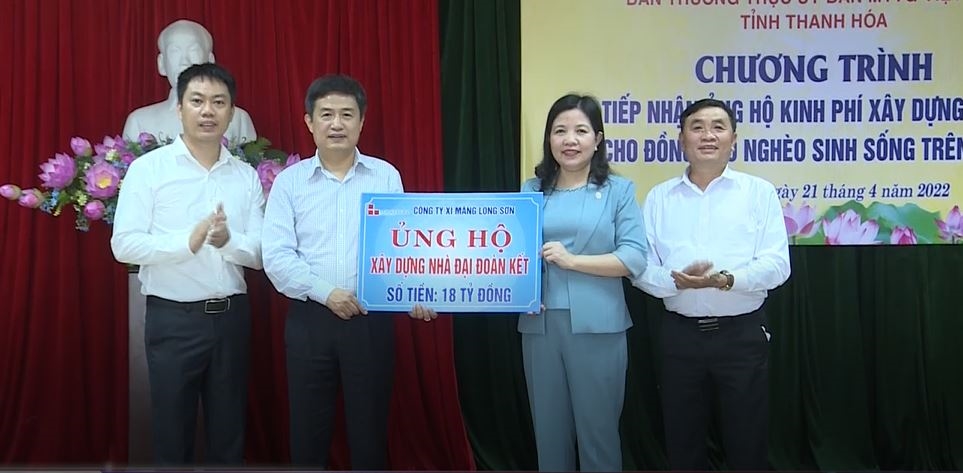 Công ty Xi măng Long Sơn ủng hộ 18 tỷ xây dựng nhà Đại đoàn kết