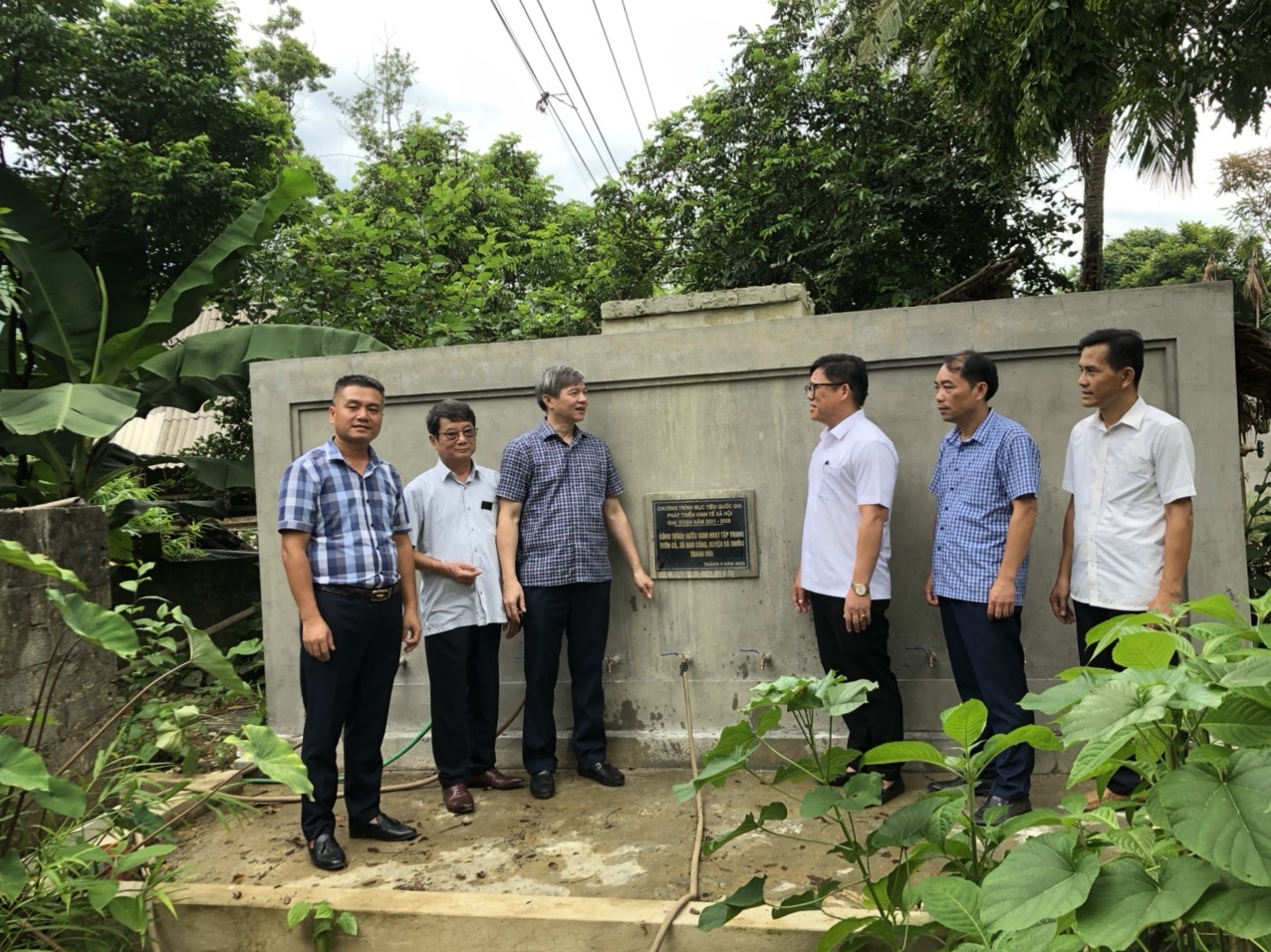 Lãnh đạo Ban Dân tộc Thanh Hóa đi kiểm tra một số công trình thuộc Chương trình MTQG 1719 trên địa bàn huyện Bá Thước