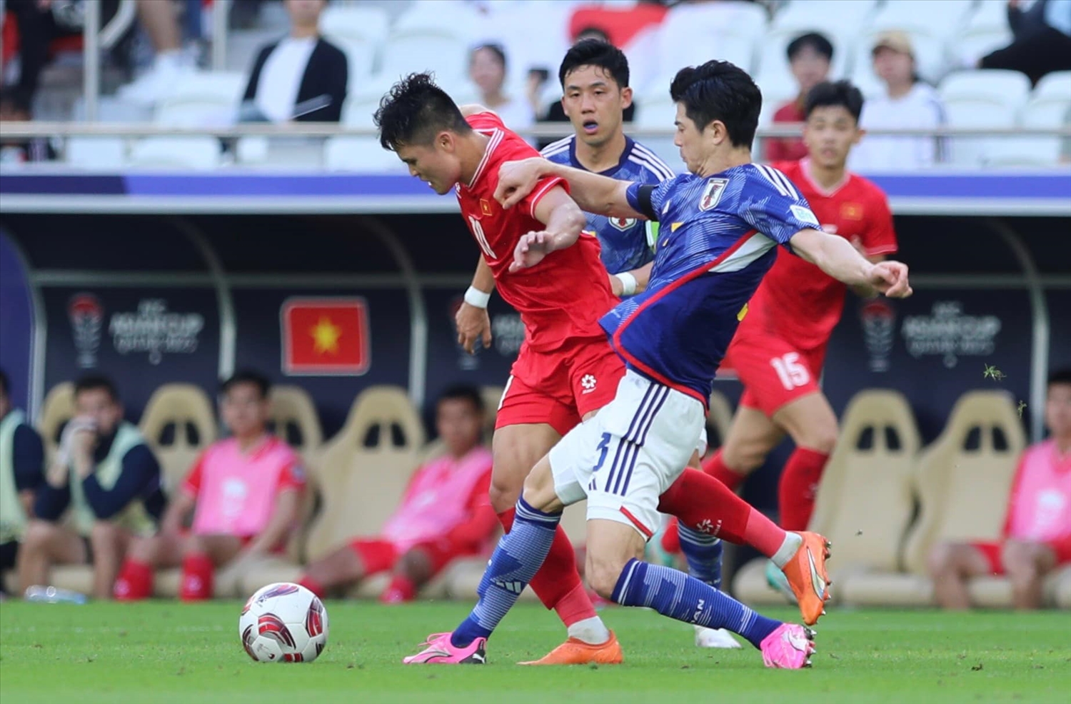 Đội tuyển Việt Nam đã có màn trình diễn ấn tượng trước Nhật Bản