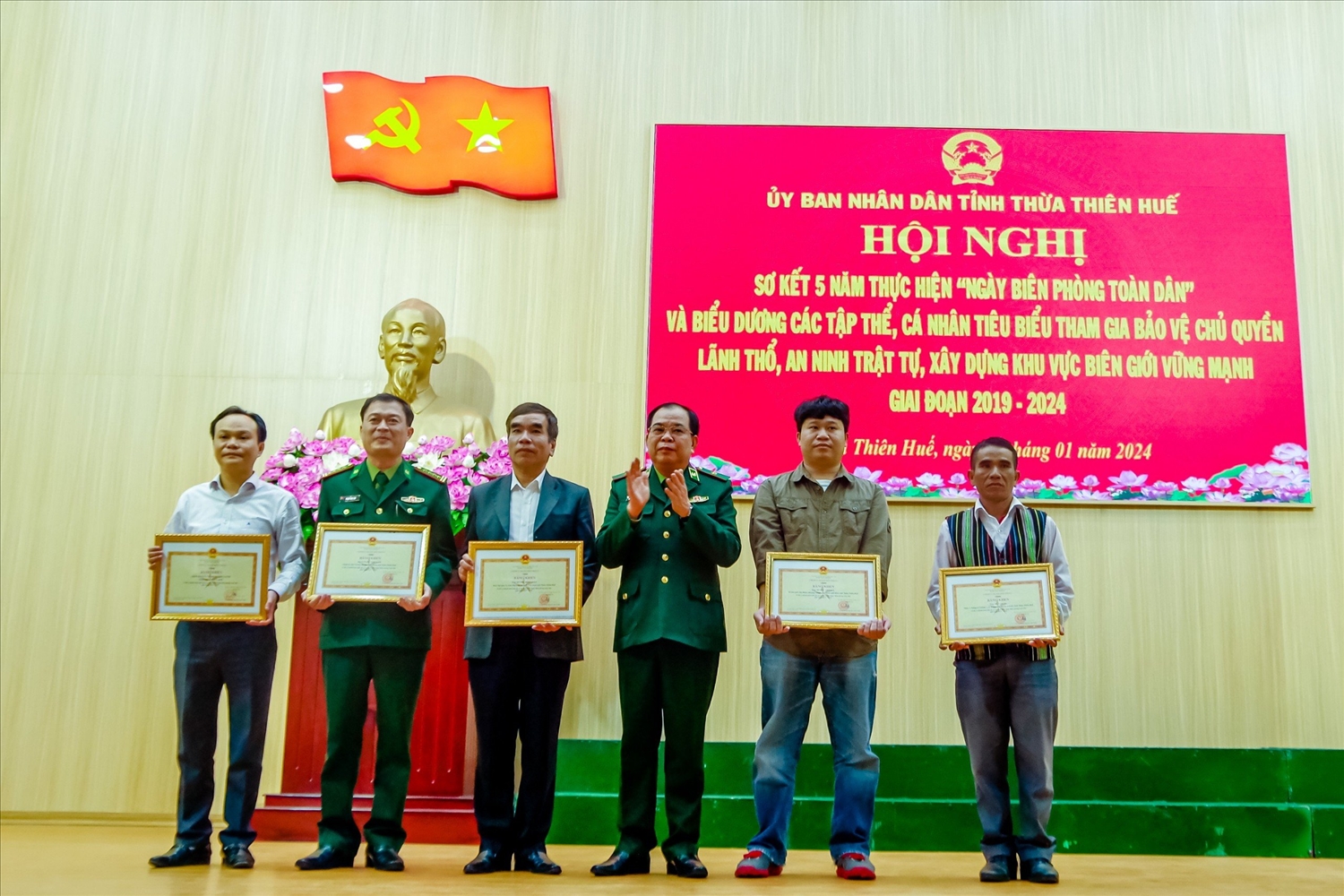 (Tin) Thừa Thiên Huế: Phấn đấu xây dựng nền Biên phòng toàn dân vững chắc 3