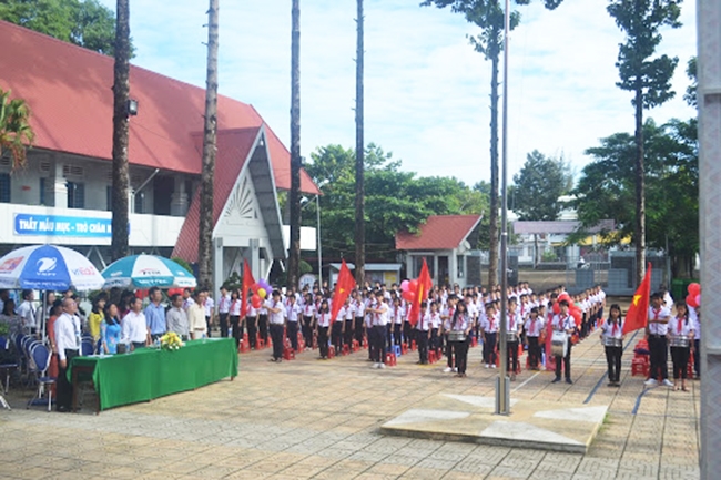 Trường PTDT Nội trú liên huyện Tân Phú - Định Quán