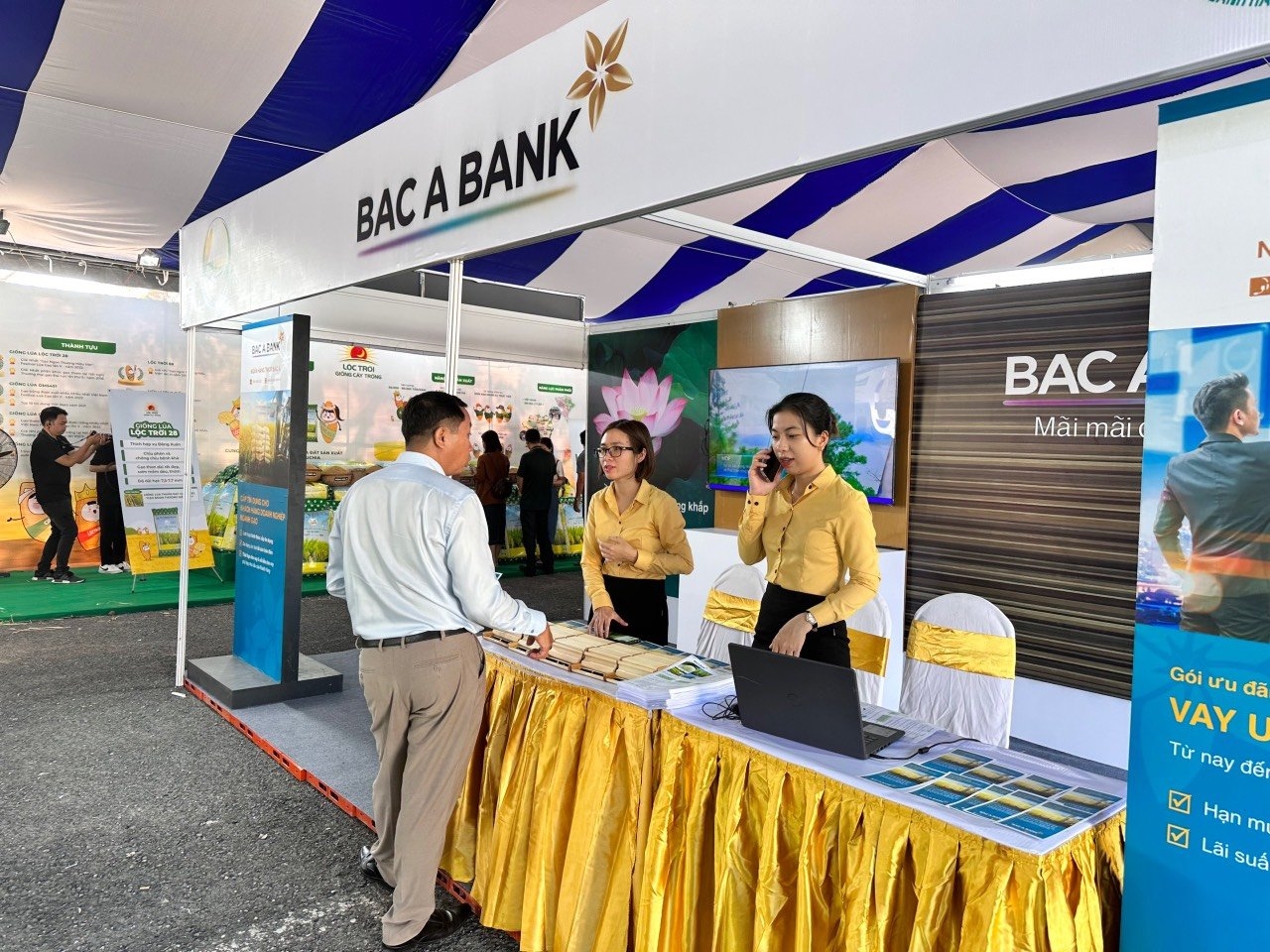 (CĐ BÙI HẠ) BAC A BANK tham gia Festival quốc tế ngành hàng lúa gạo Việt Nam - Hậu Giang năm 2023 1